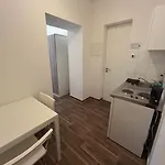Appartement 2-rent Group Sen14 *