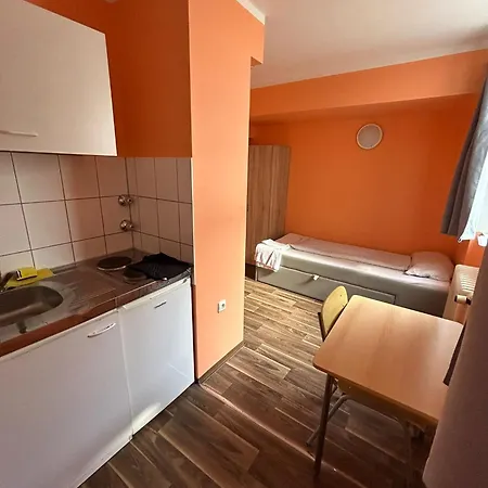 Budget Station Apartmenthostel Sen 14 Apartment *