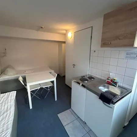 Apartment Budget Station Aparthostel