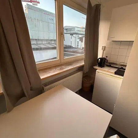 Budget Station Aparthostel * Munich