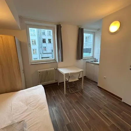 Budget Station Apartmenthostel Sen 14