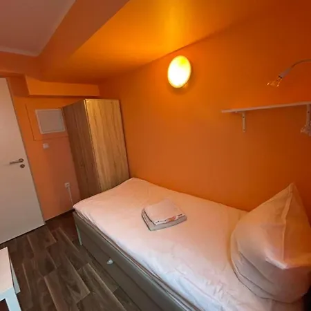 Budget Station Aparthostel Apartment Munich