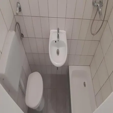 2-rent Group Sen14