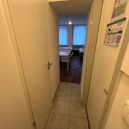 2-rent Group Sen14 * Μόναχο
