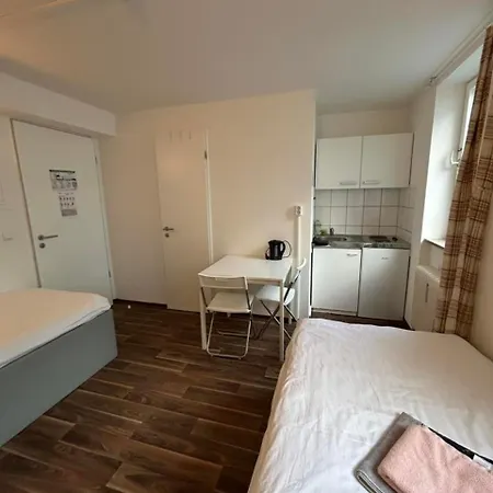 Apartment Budget Station Aparthostel Munich