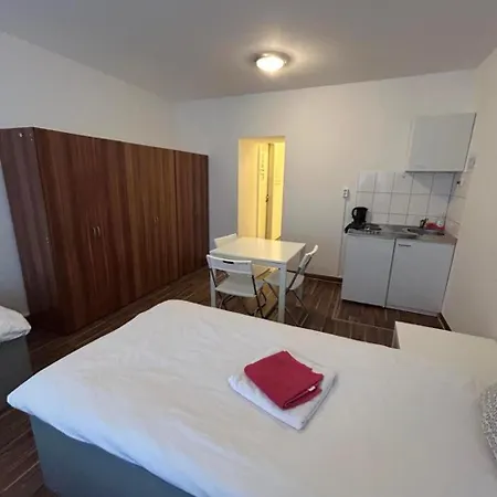 Apartment Budget Station Aparthostel Munich