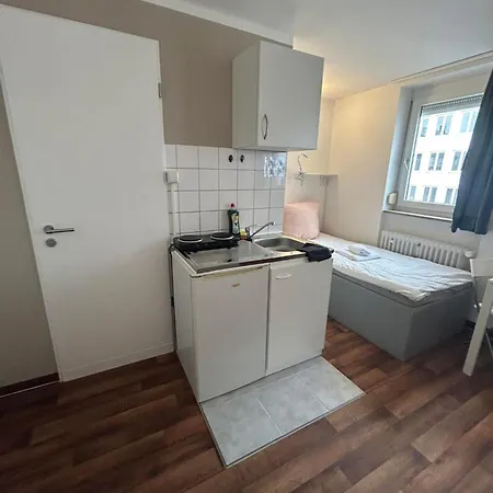 Budget Station Aparthostel Apartment Munich