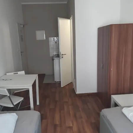 Budget Station Apartmenthostel Sen 14 公寓 *