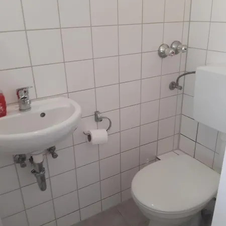 Budget Station Apartmenthostel Sen 14