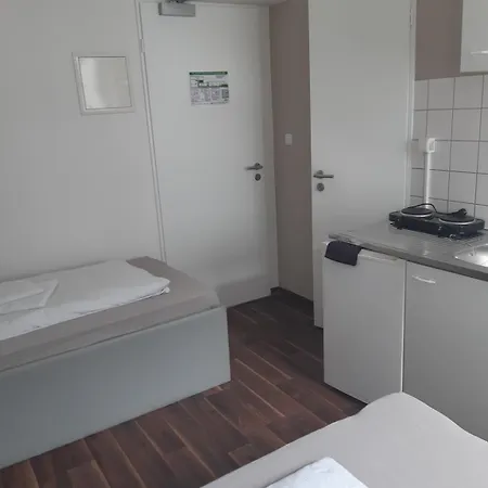 Budget Station Apartmenthostel Sen 14 Lägenhet