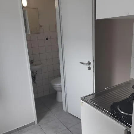 Budget Station Apartmenthostel Sen 14