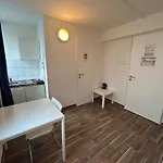 Διαμέρισμα 2-rent Group Sen14 *
