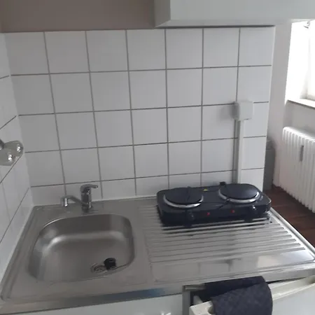 Budget Station Apartmenthostel Sen 14 *
