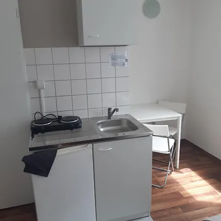 Budget Station Apartmenthostel Sen 14 Munique