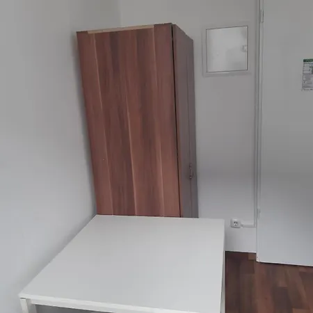 Budget Station Apartmenthostel Sen 14 * Munique